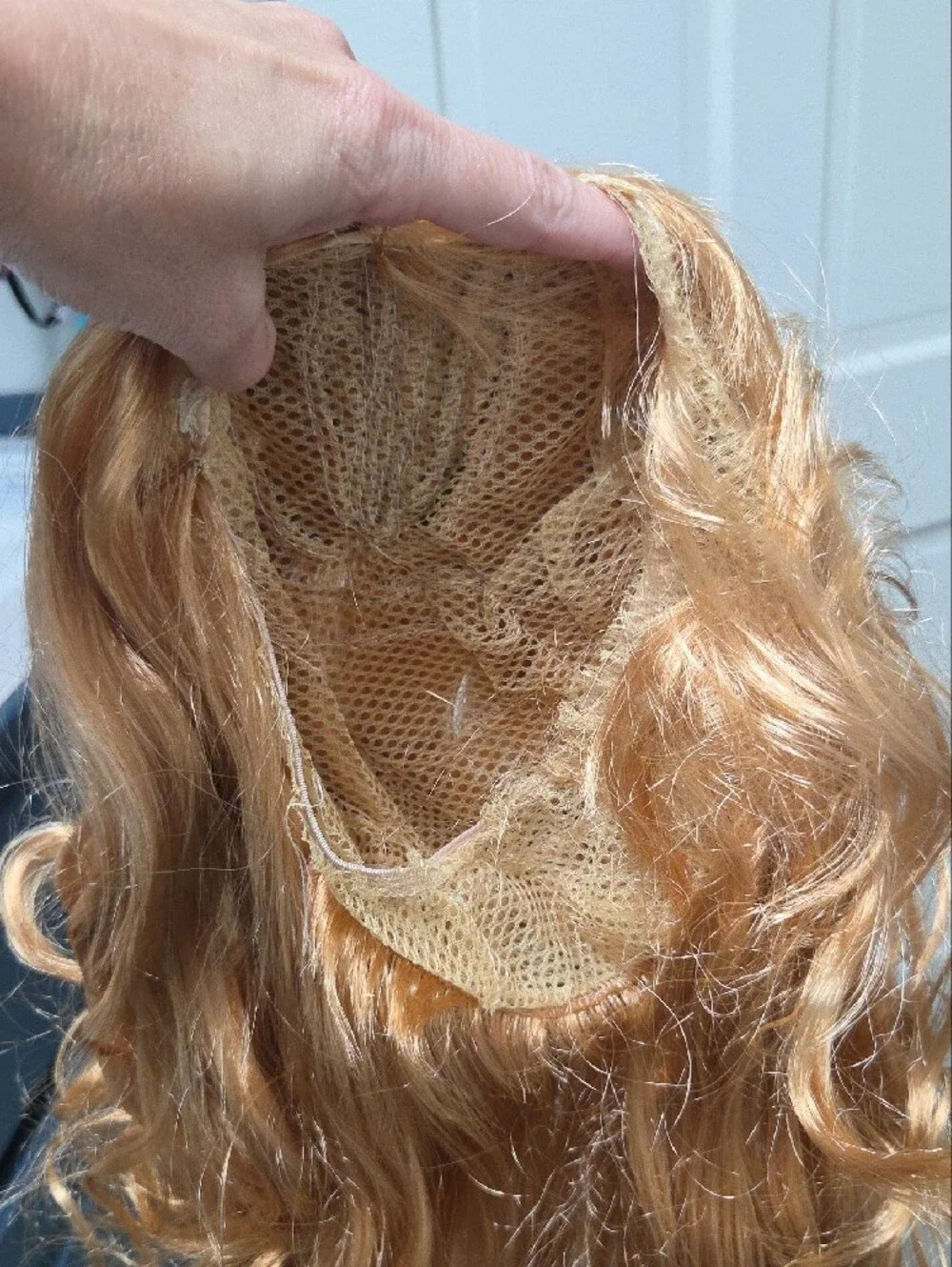 Golden Curly Long Women's Wig - Gold